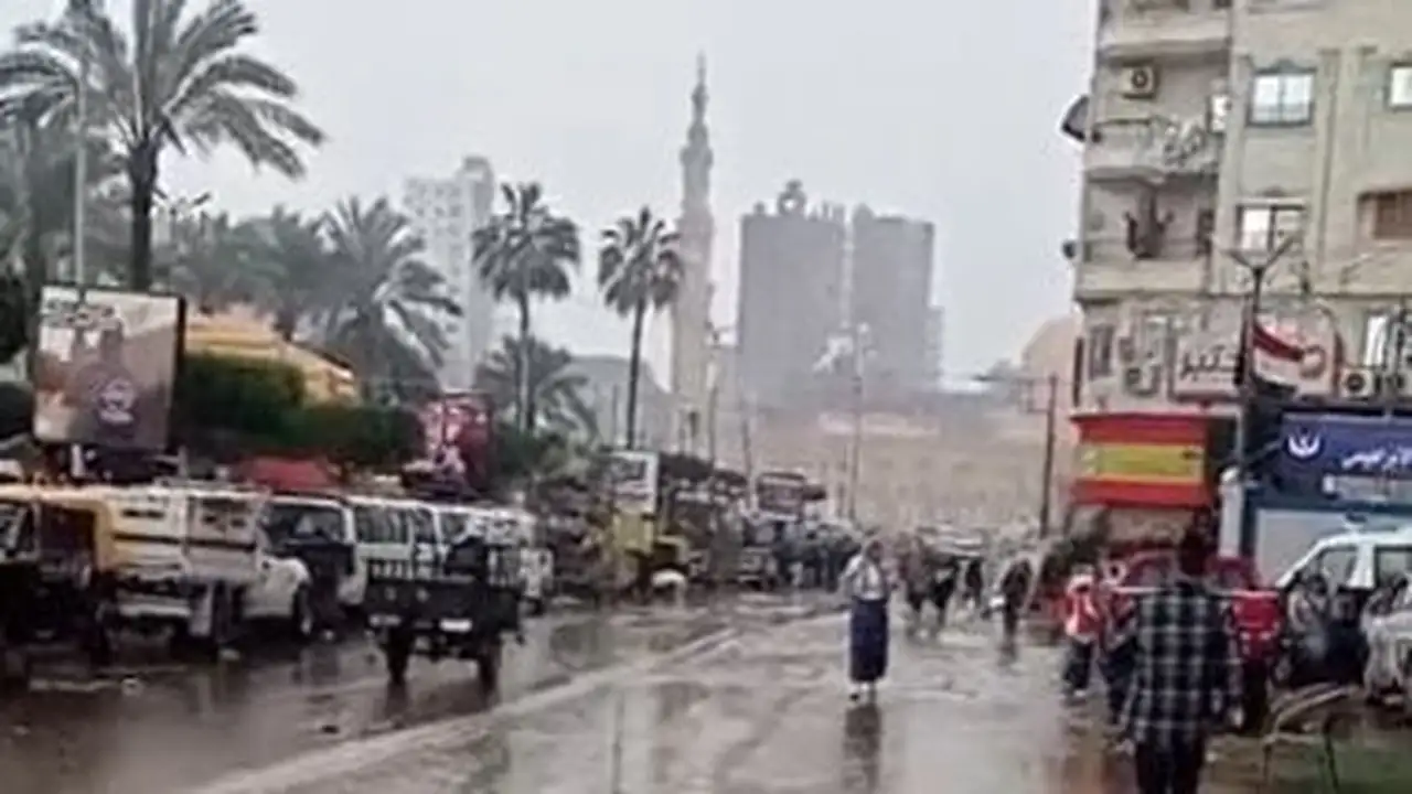 توقف حركة الملاحة البحرية بكفر الشيخ إثر موجة من الأمطار الغزيرة